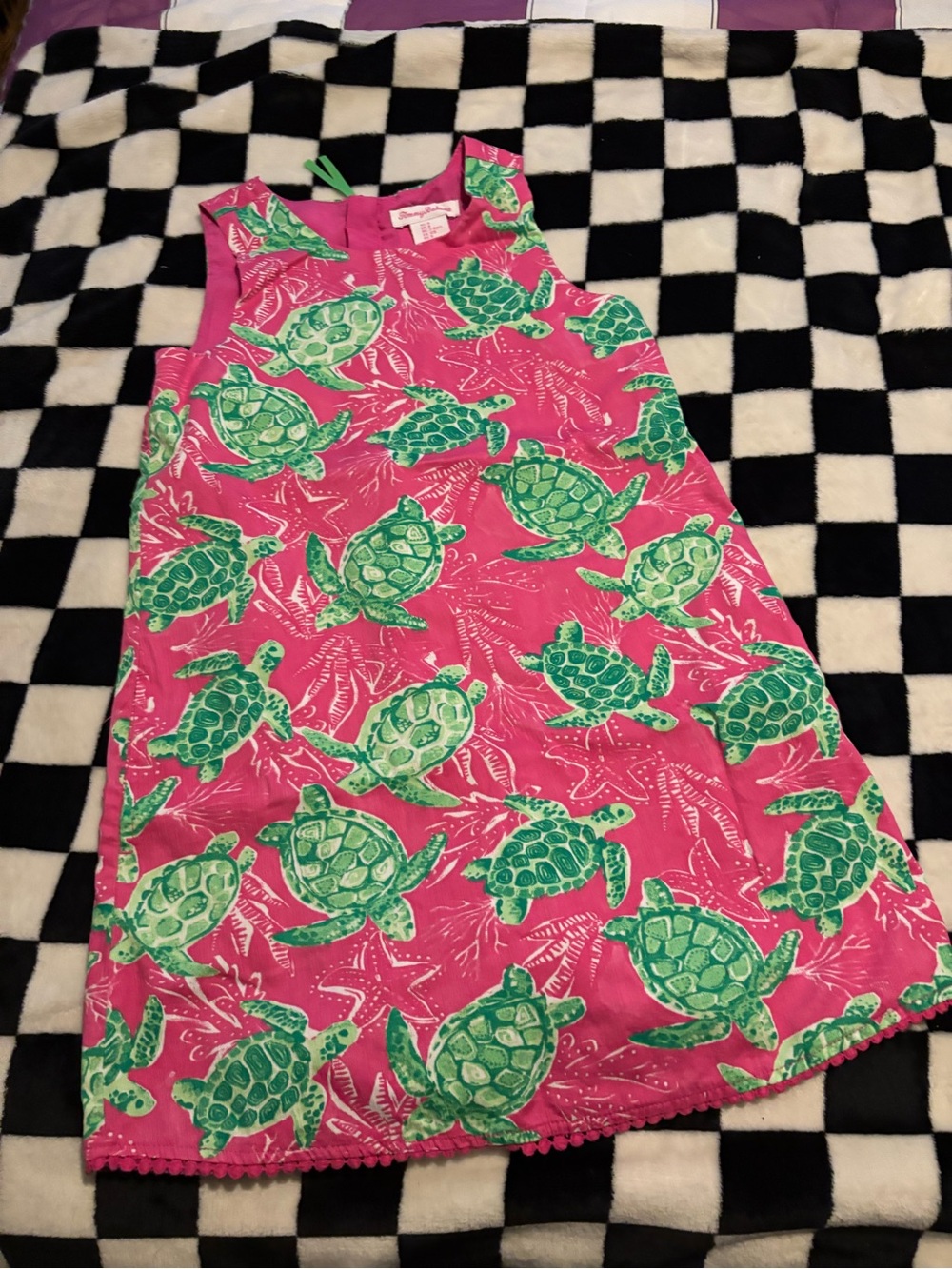 8 medium Pink Dress with Green Sea Turtle Print